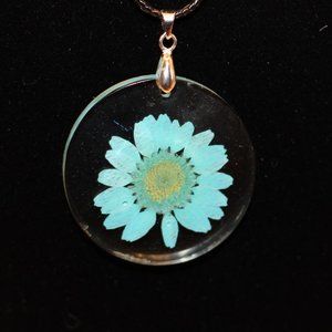 Flower necklace